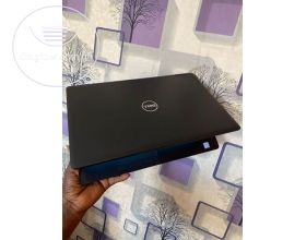 Dell latitude 5580 Core i5 Laptop
