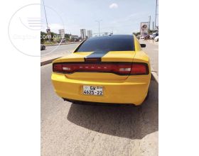 Dodge Charger SE