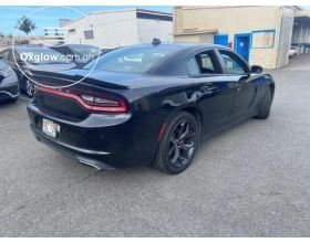 Dodge Charger SXT