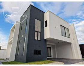 Executive 3 Bedroom House
