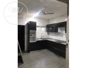 Executive 3 Bedrooms House
