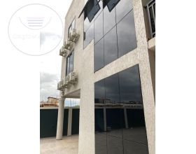 Executive Chamber and Hall Self Contained