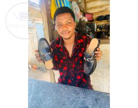 Half shoe