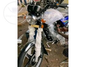 Haojue 125 motorbike