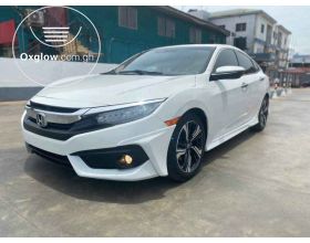 Honda Civic Touring 2017 Model