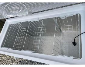 Hot point deep freezer