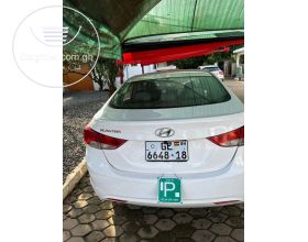 Hyundai Elantra 