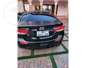 Hyundai Elantra 