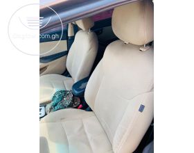 Hyundai Elantra 2011