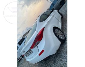 Hyundai Elantra 2013