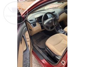 Hyundai Elantra 2013 model