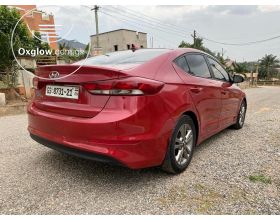 Hyundai Elantra SE