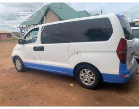 Hyundai H1 Van 
