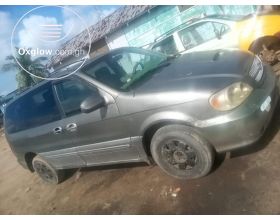 Kia carnival