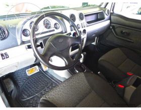 Kia Retona