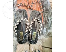 Ladies slippers