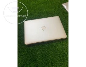 MacBook Pro i7 16gb ram SSD 512