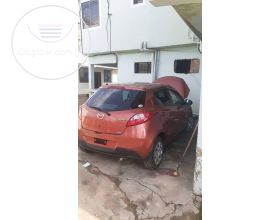 Mazda Demio 3