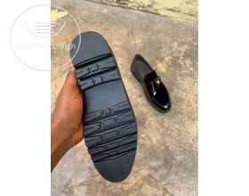 Men shoe