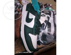Men sneakers