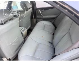 Mercedes Benz 2002 E220