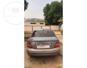 Mercedes Benz C-250