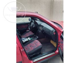 Mercedes Benz C180