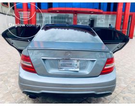 Mercedes Benz C250 