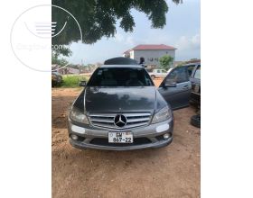 Mercedes Benz C300