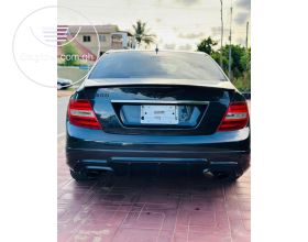 Mercedes Benz C300