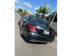 Mercedes-Benz E300