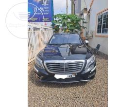 Mercedes Benz S-Class S550