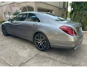 Mercedes-Benz S550