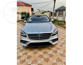 Mercedes Benz S560