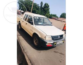 Mitsubishi L200 Pickup Truck