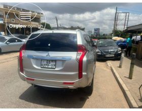 Mitsubishi Pajero Sports 