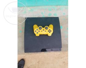 Neat ps3 console