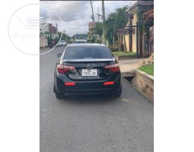 Neatly Used TOYOTA COROLLA 