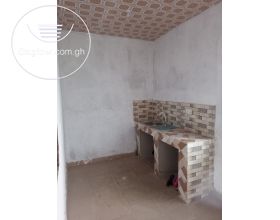 NEWLY BUILT SINGLE ROOM SELF CONTAIN AT NSAKINAA ABLEKUMA