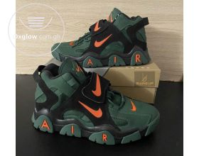 NIKE AIR BARRAGE sneakers
