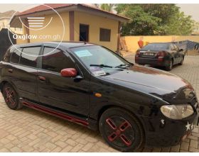 Nissan Almera