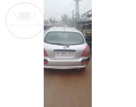 Nissan Almera