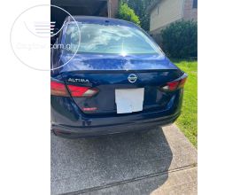 Nissan Altima SV