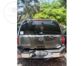 Nissan Armada Le