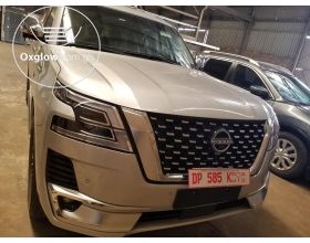 Nissan Armada V8 