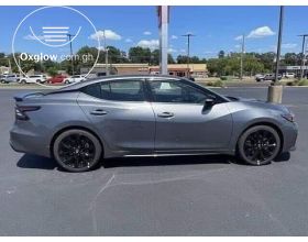 Nissan Maxima