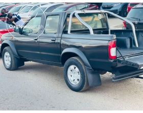 NISSAN PICK-UP