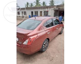 Nissan Versa S