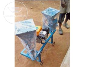Pepper Grinding Machine.