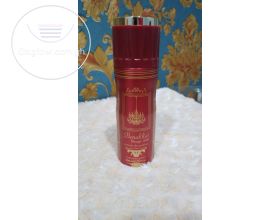 Perfumes with a fragrance scents